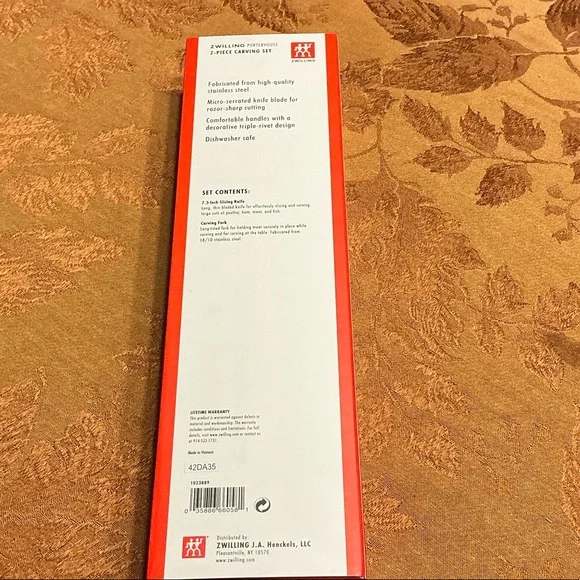 Zwilling J.A. Henckels Knife + Fork Carving Set – New in Box - Picture 3 of 4
